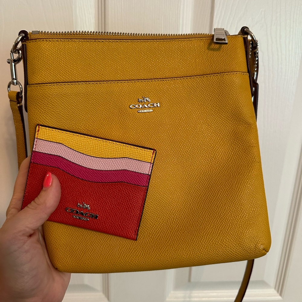 Coach Messenger Crossbody & Accessories